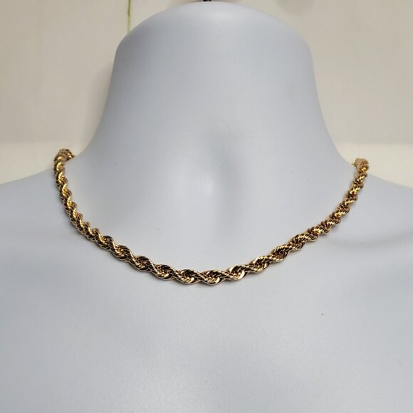 Vintage 14K Yellow Gold Plated Diamond Cut Rope Necklace - Picture 8 of 9